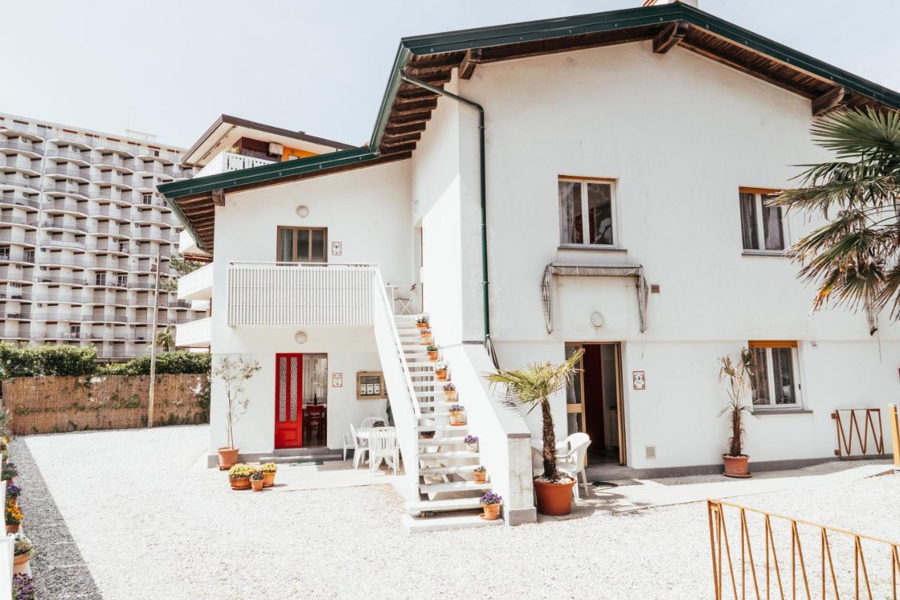 Ferienwohnung Casa Zanelli Lignano Sabbiadoro Exterior foto